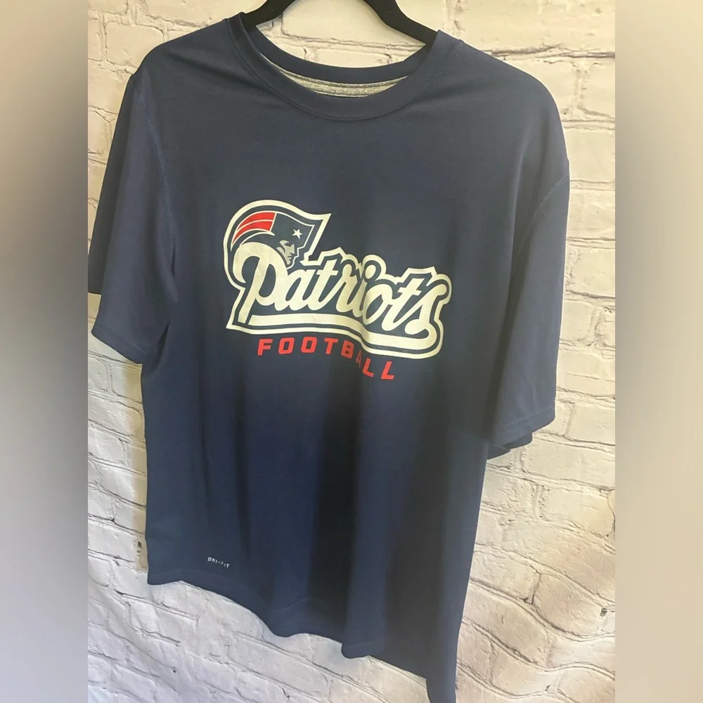 Nike NFL On Field Dri Fit New England‎ Patriots Mens Large Blue Football T Shirt